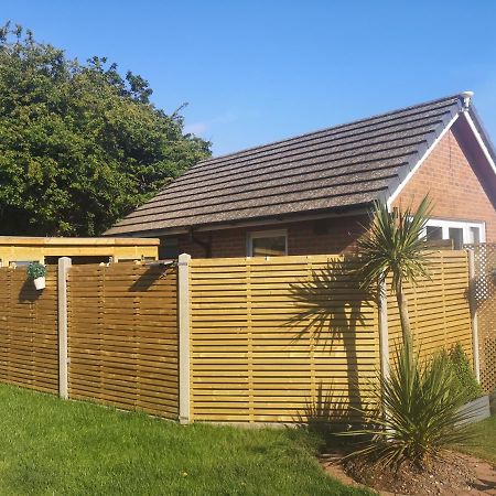 Grove Lodge Pembrokeshire Milford Haven Extérieur photo